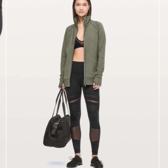 Lululemon Wunder Under High-Rise Tight *Mix & Mesh 28"
Black 21352 - Picture 4 of 14